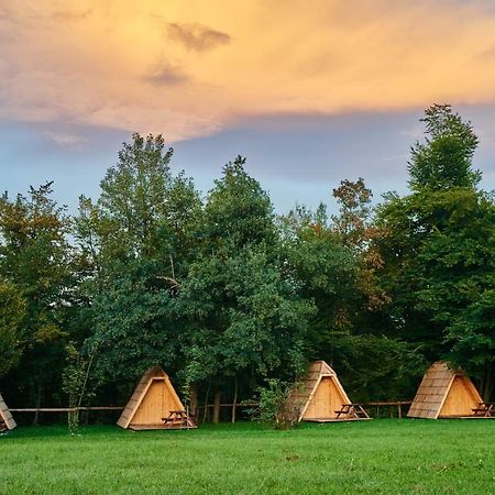 Glamping Village - Speleo Camp Logatec Exterior foto