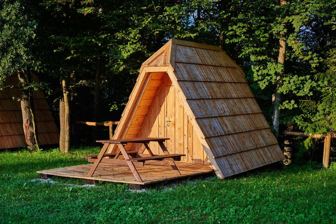 Glamping Village - Speleo Camp Logatec Exterior foto