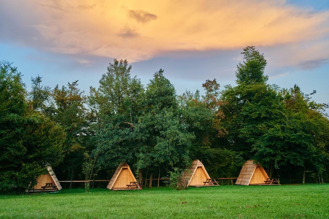 Glamping Village - Speleo Camp Logatec Exterior foto